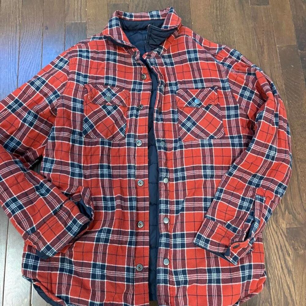 Mountain and Isles Men’s Reversible Quilted Barn & Plaid Jacket Size Medium